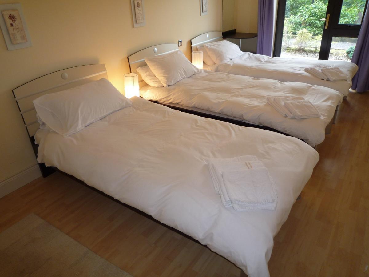 Grove Lodge Holiday Homes 2 Bed By Trident Holiday Homes 킬러글린 외부 사진